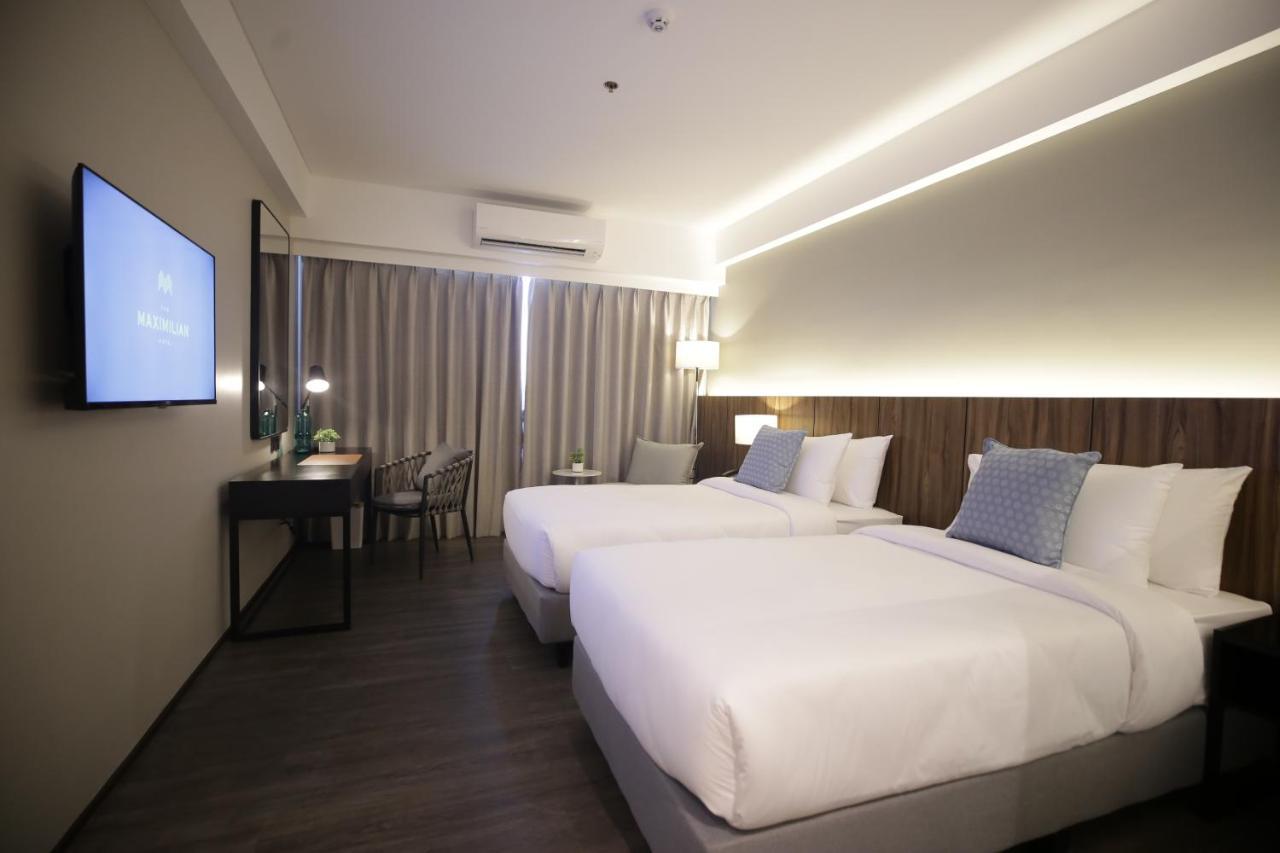 The Maximilian Hotel Cauayan City  Exterior foto
